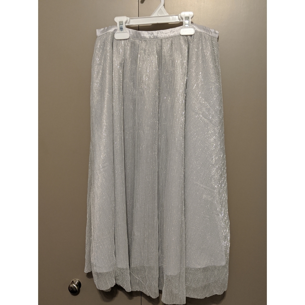 Twik silver skirt